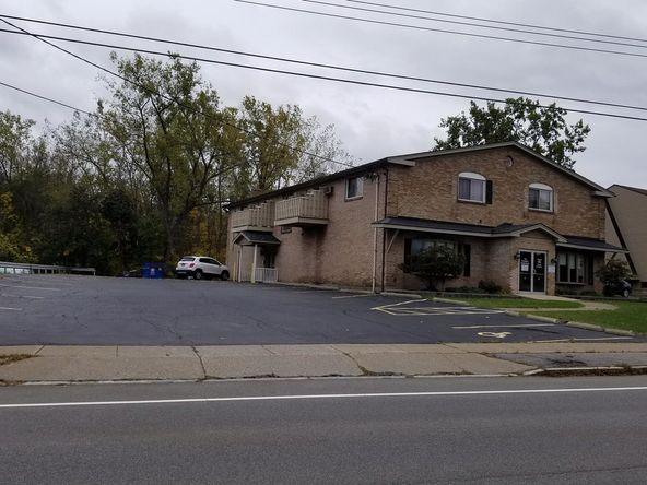 1293 Union Rd, West Seneca, NY 14224
